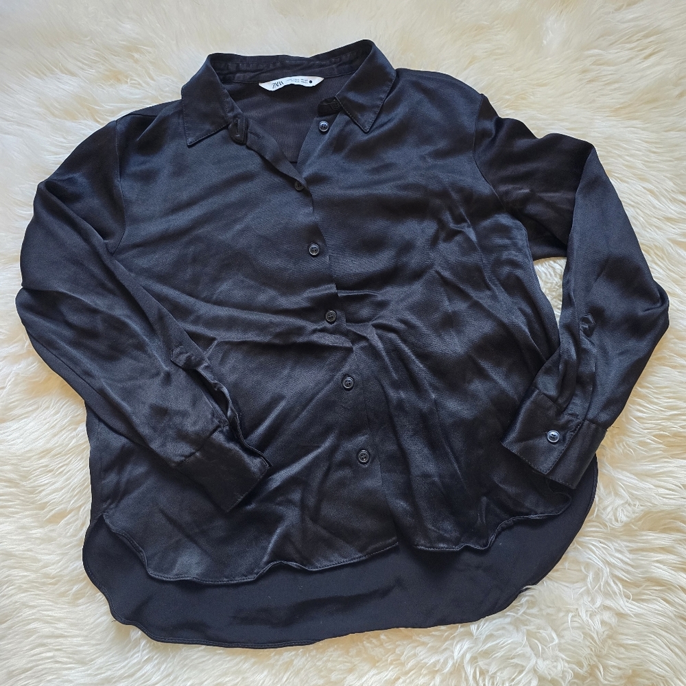 ZARA women’s satin button down